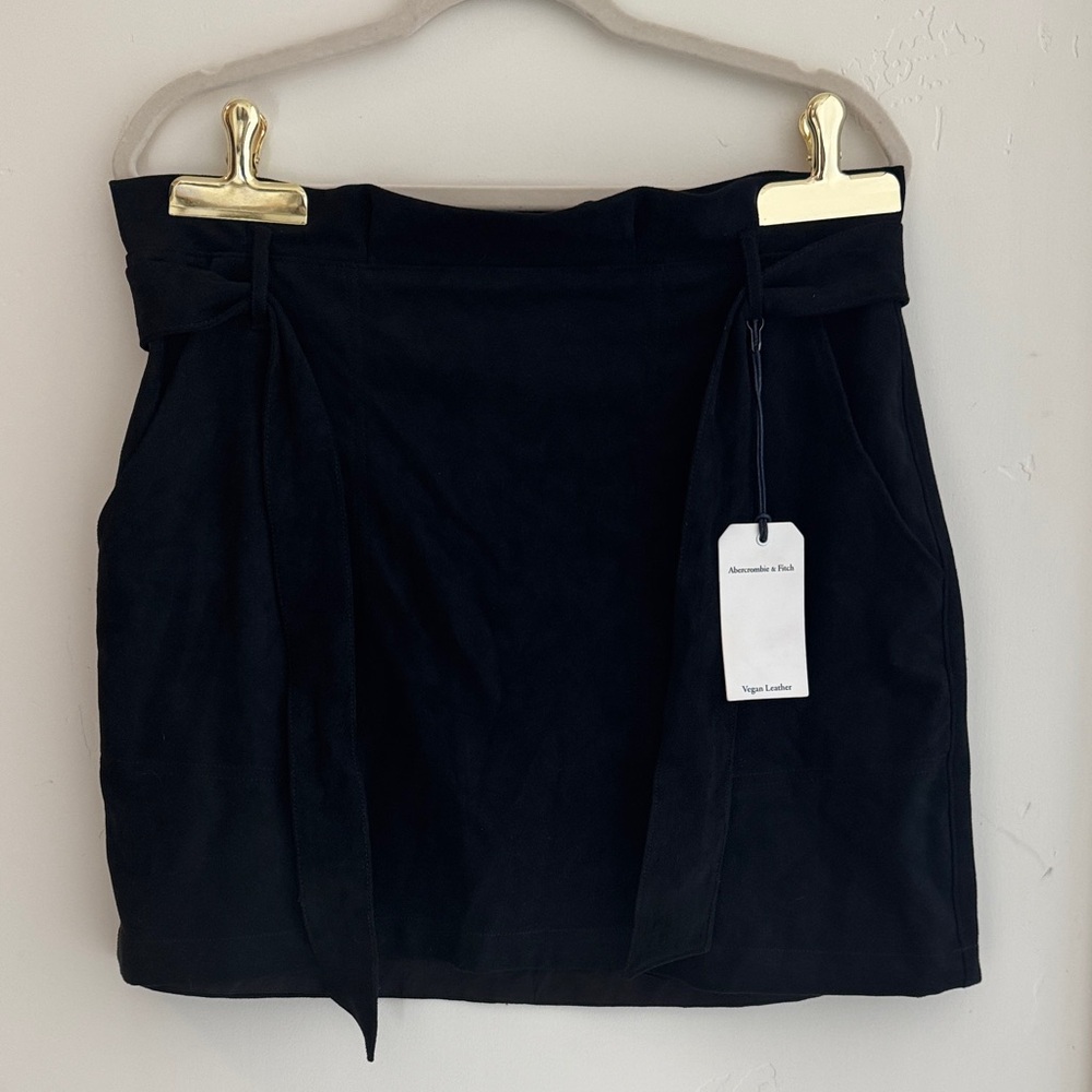 Abercrombie & Fitch Black Mini Skirt